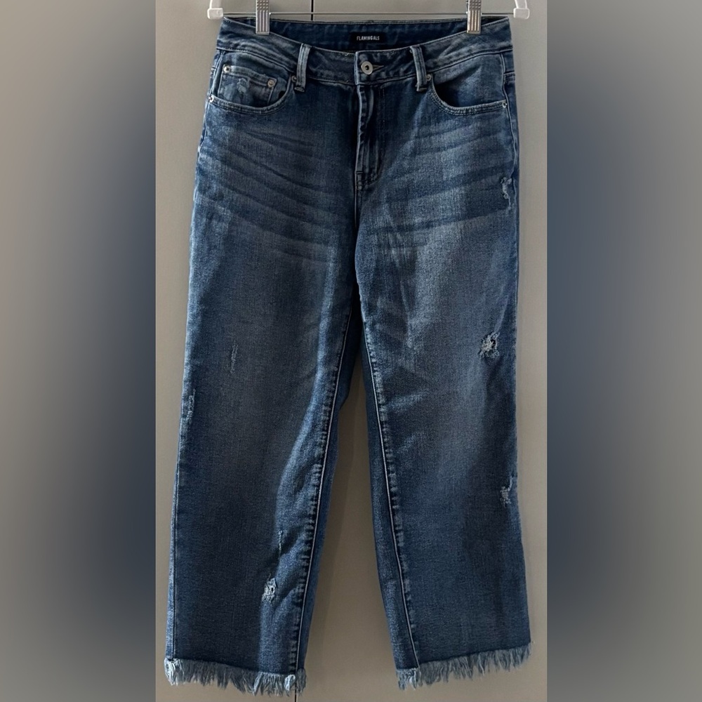 Trendy New Flamingal Blue Cropped Jeans for Women